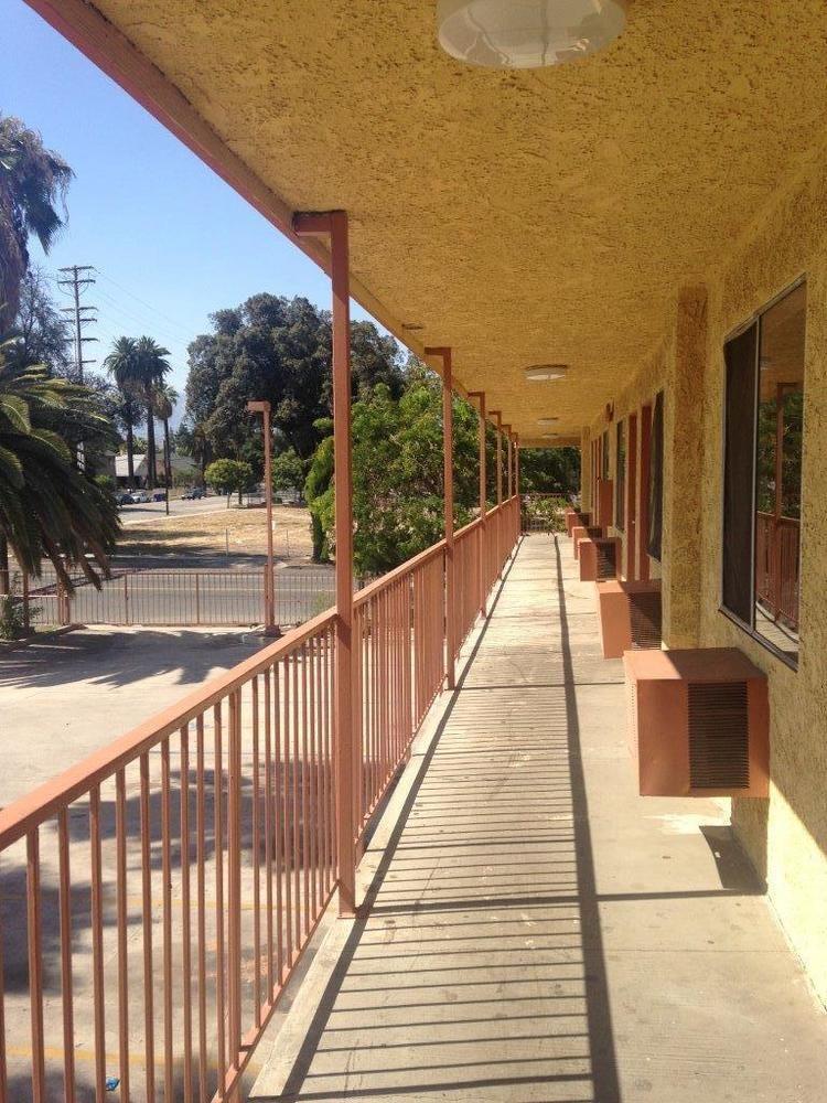 Economy Inn San Bernardino Exteriér fotografie